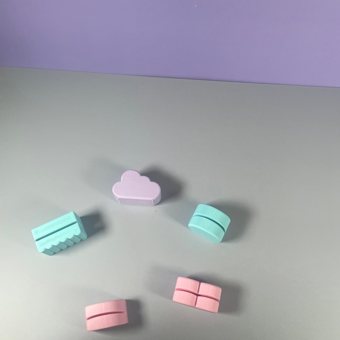 Pastel 3D Printed Photo Holders – Instant Film &amp; Polaroid Display Stands (Set of 5)